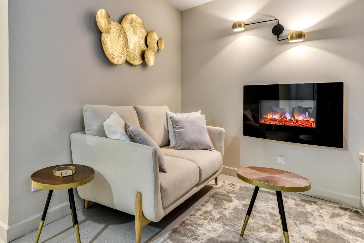 Les Gites De Laure - O Lit Divin, Instant De Volupte, Balneo Sauna, Climatisation, Netflix, 160M De La Cite Medievale Каркассон Экстерьер фото
