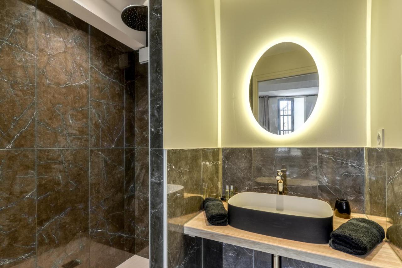 Les Gites De Laure - O Lit Divin, Instant De Volupte, Balneo Sauna, Climatisation, Netflix, 160M De La Cite Medievale Каркассон Экстерьер фото