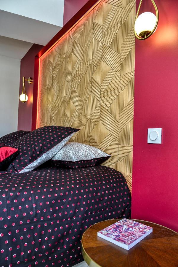 Les Gites De Laure - O Lit Divin, Instant De Volupte, Balneo Sauna, Climatisation, Netflix, 160M De La Cite Medievale Каркассон Экстерьер фото